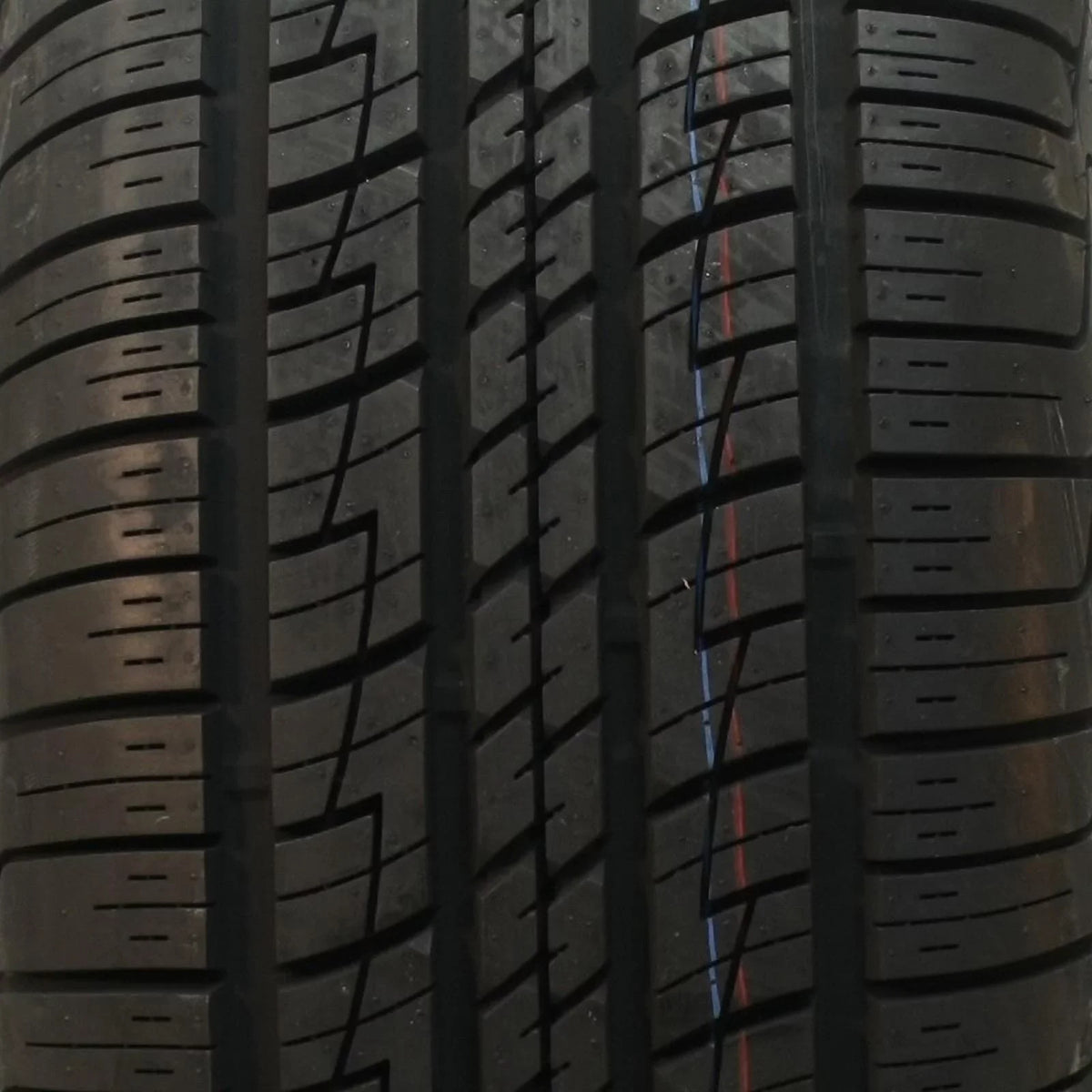 Gladiator QR700-SUV All Season P265/65R17 110T Passenger Tire