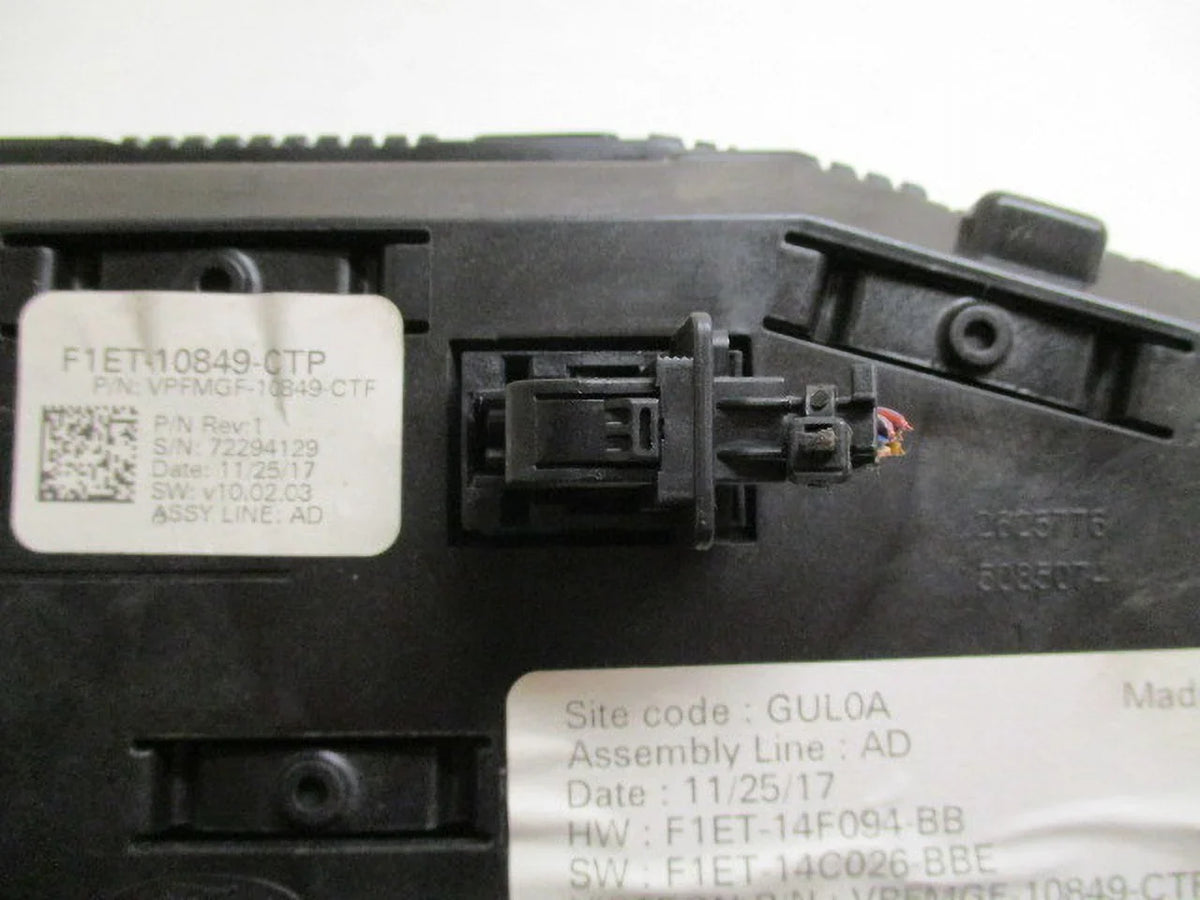 Pre-Owned 2017 2018  Focus Speedometer Speedo Cluster MPH 19K OEM LKQ (Good)